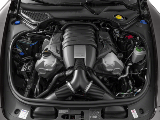 2016 Porsche Panamera 4 Edition
