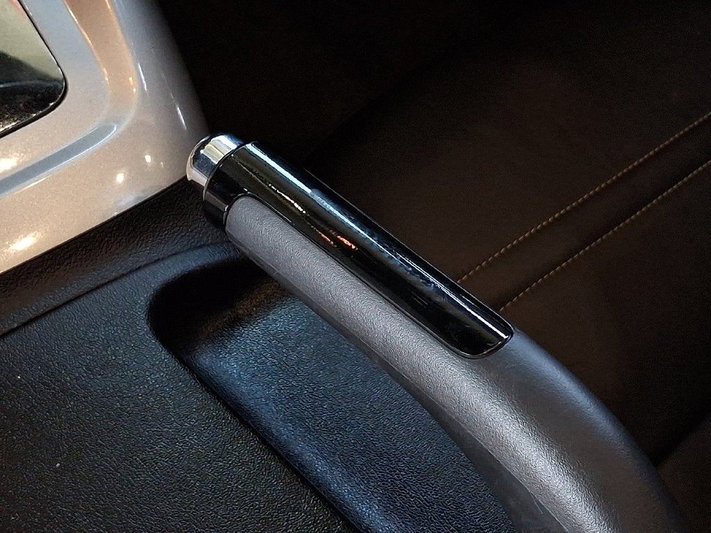 2007 Saturn Sky Base