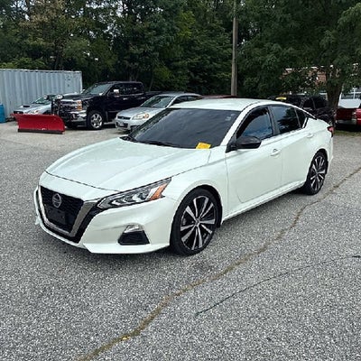 2022 Nissan Altima 2.5 SR