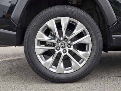 2024 Toyota RAV4 XLE Premium