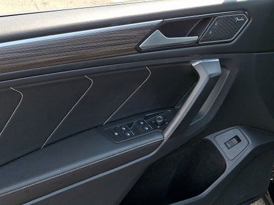 2022 Volkswagen Tiguan 2.0T SEL R-Line