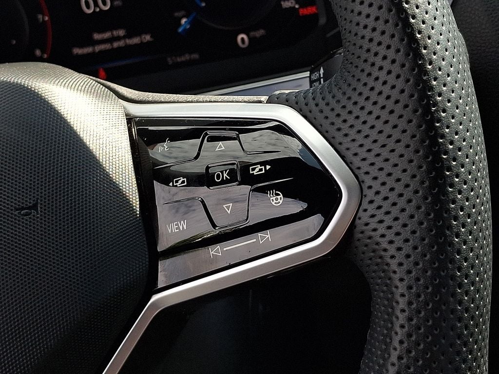 2022 Volkswagen Tiguan 2.0T SEL R-Line
