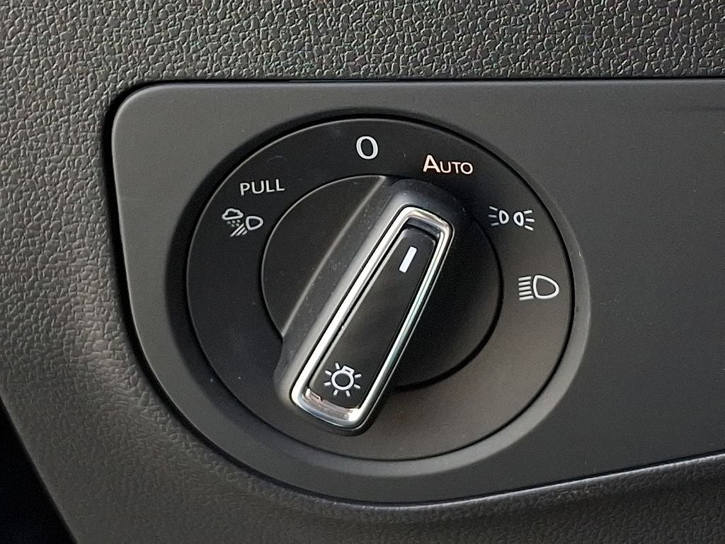 2022 Volkswagen Tiguan 2.0T SEL R-Line