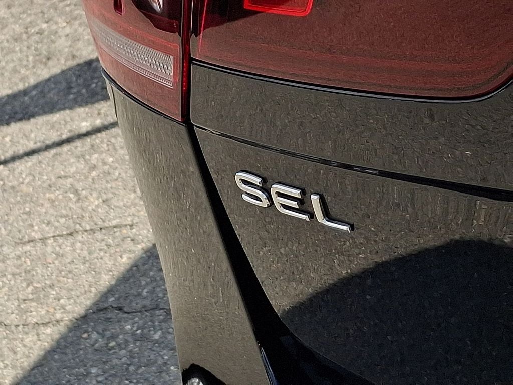 2022 Volkswagen Tiguan 2.0T SEL R-Line
