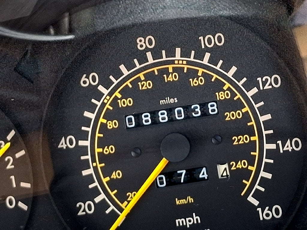 1990 Mercedes-Benz 300-Class 300 SE
