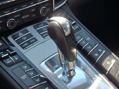 2016 Porsche Panamera 4 Edition