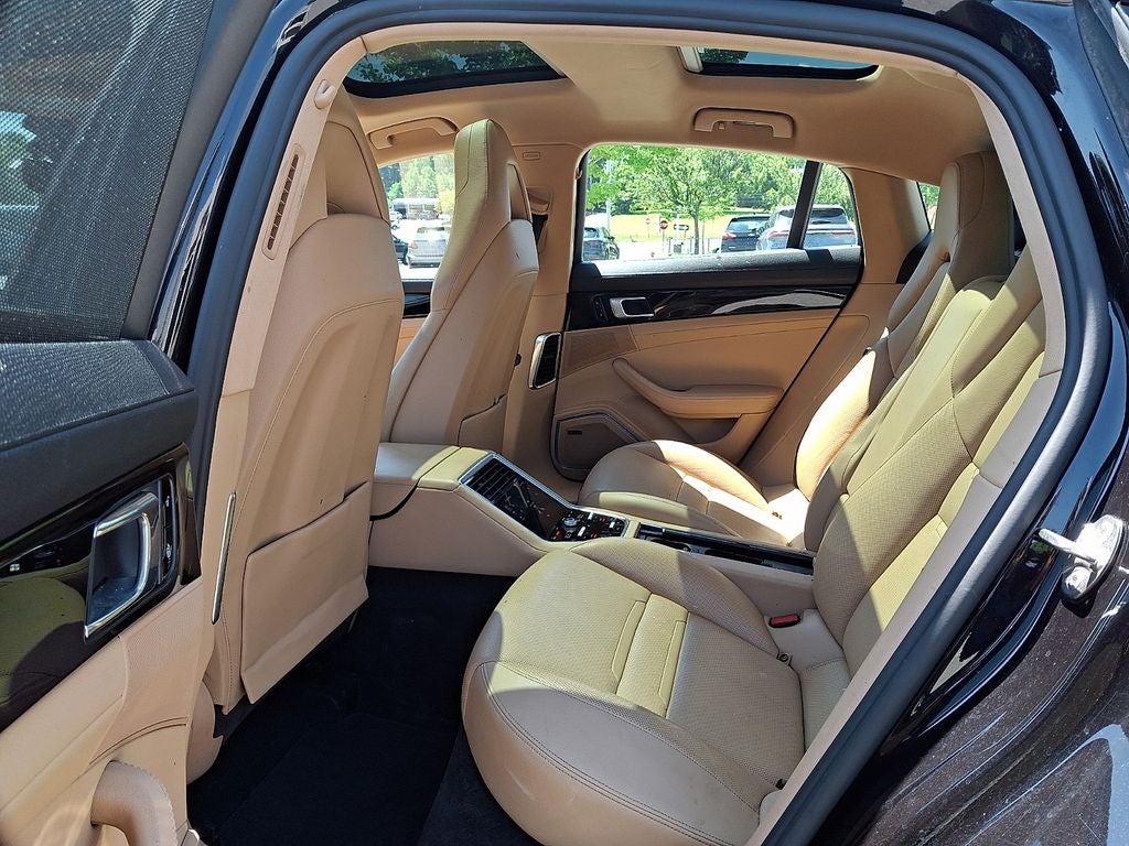 2017 Porsche Panamera 4S
