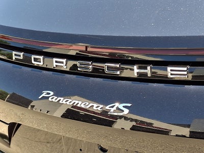 2017 Porsche Panamera 4S