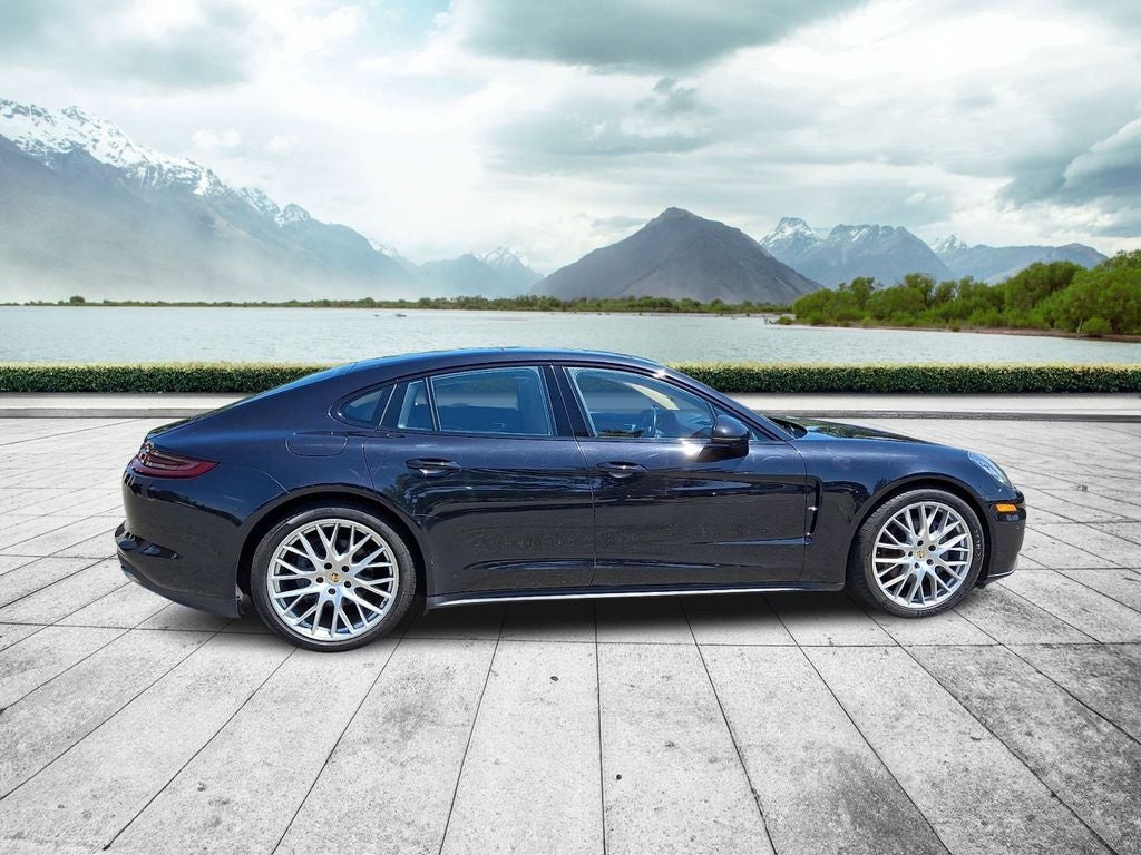 2017 Porsche Panamera 4S