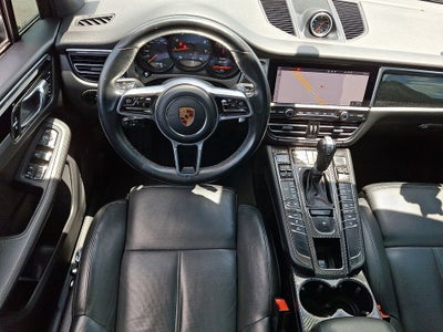 2020 Porsche Macan Base