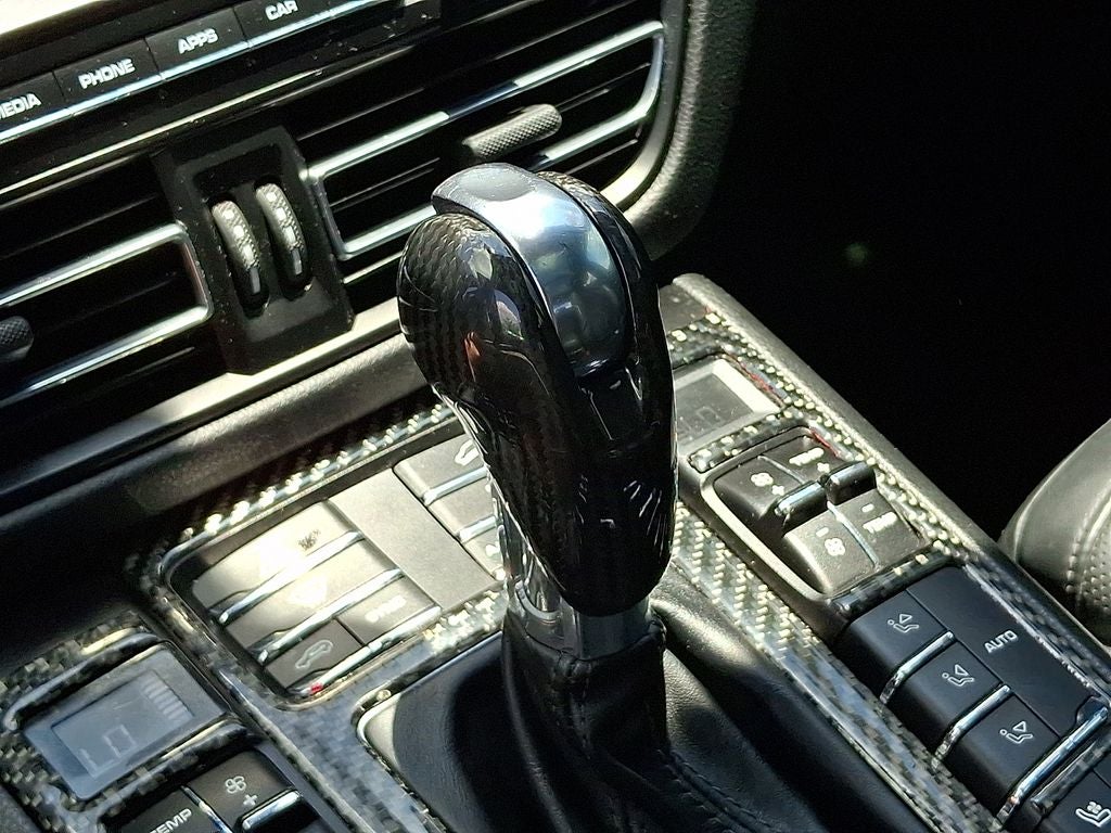 2020 Porsche Macan Base
