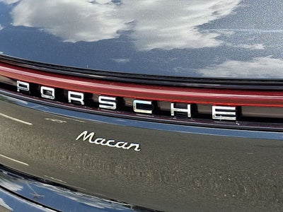 2020 Porsche Macan Base